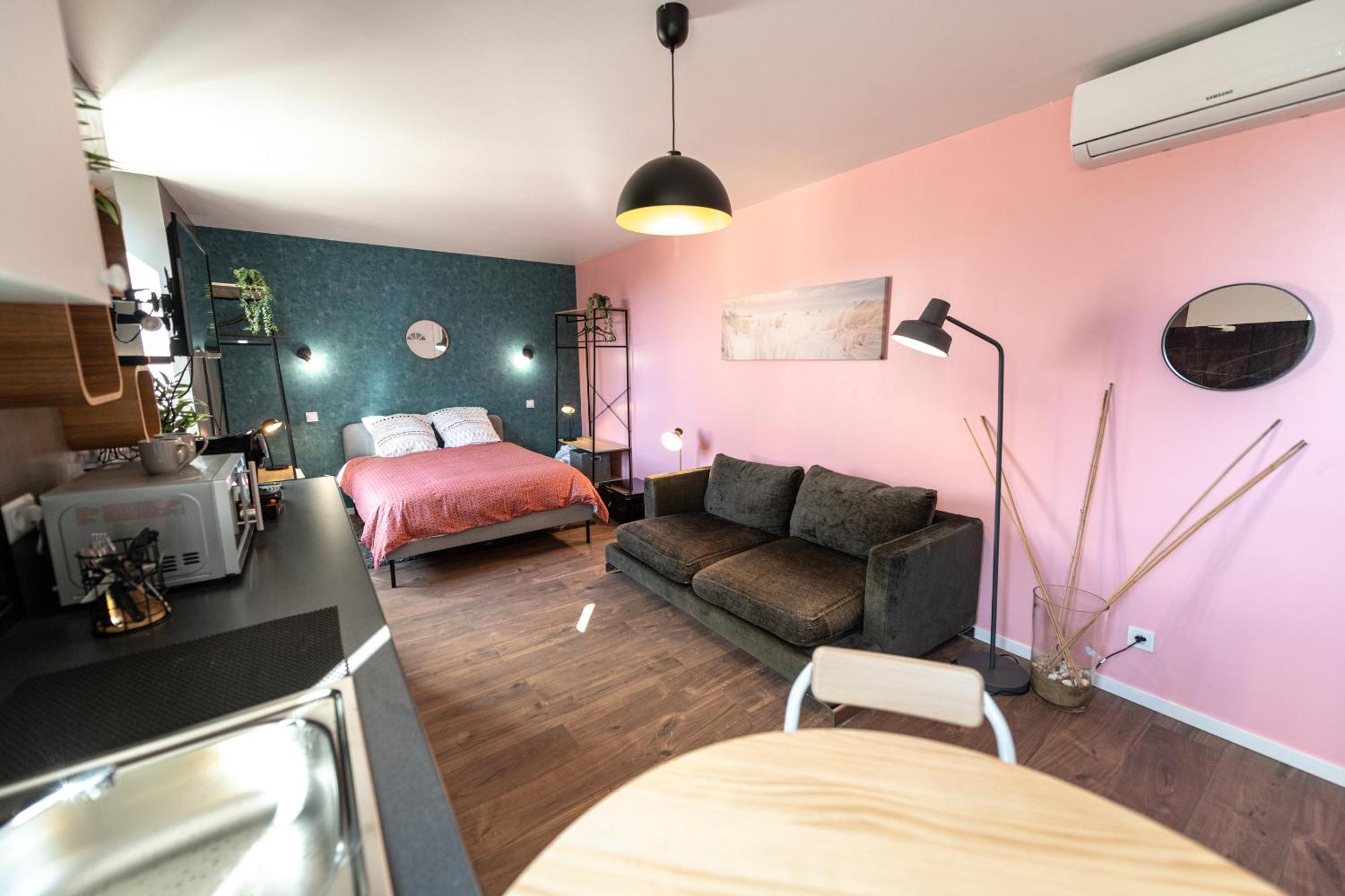 Ferienwohnung Kasa Lounge - Climatisation - Au Calme Rive-de-Gier Exterior foto